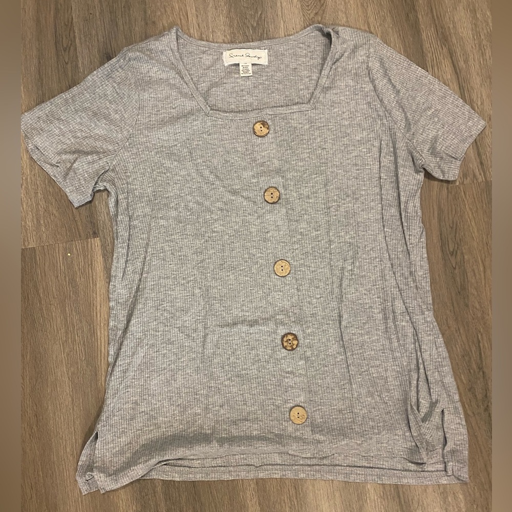 Grey thin top